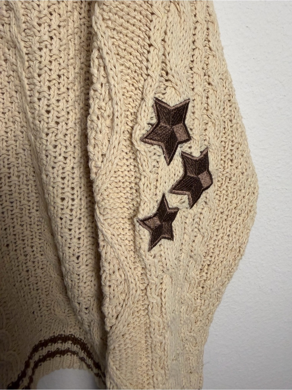 Taylor swift TayCoolla cardigan sweater tan Medium/ Large NEW WITH TAG - Picture 4 of 8
